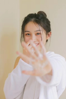 德凯奥特曼免费观看